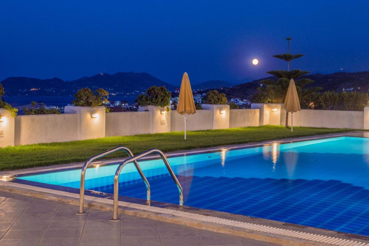 Penny Luxury Apartments Kokkari Extérieur photo